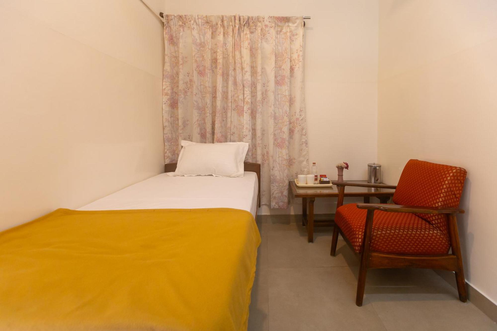 Sri Ramakrishna Hotel Bengaluru Kültér fotó