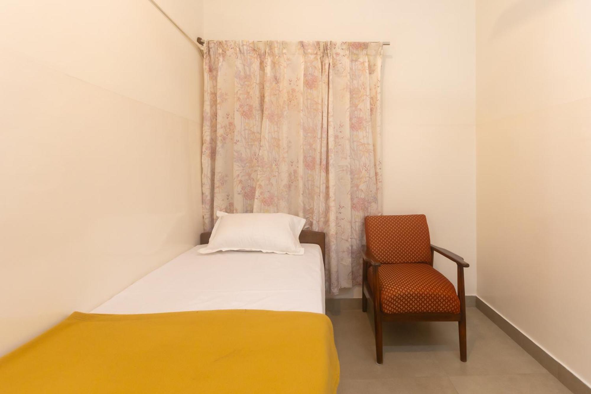 Sri Ramakrishna Hotel Bengaluru Kültér fotó