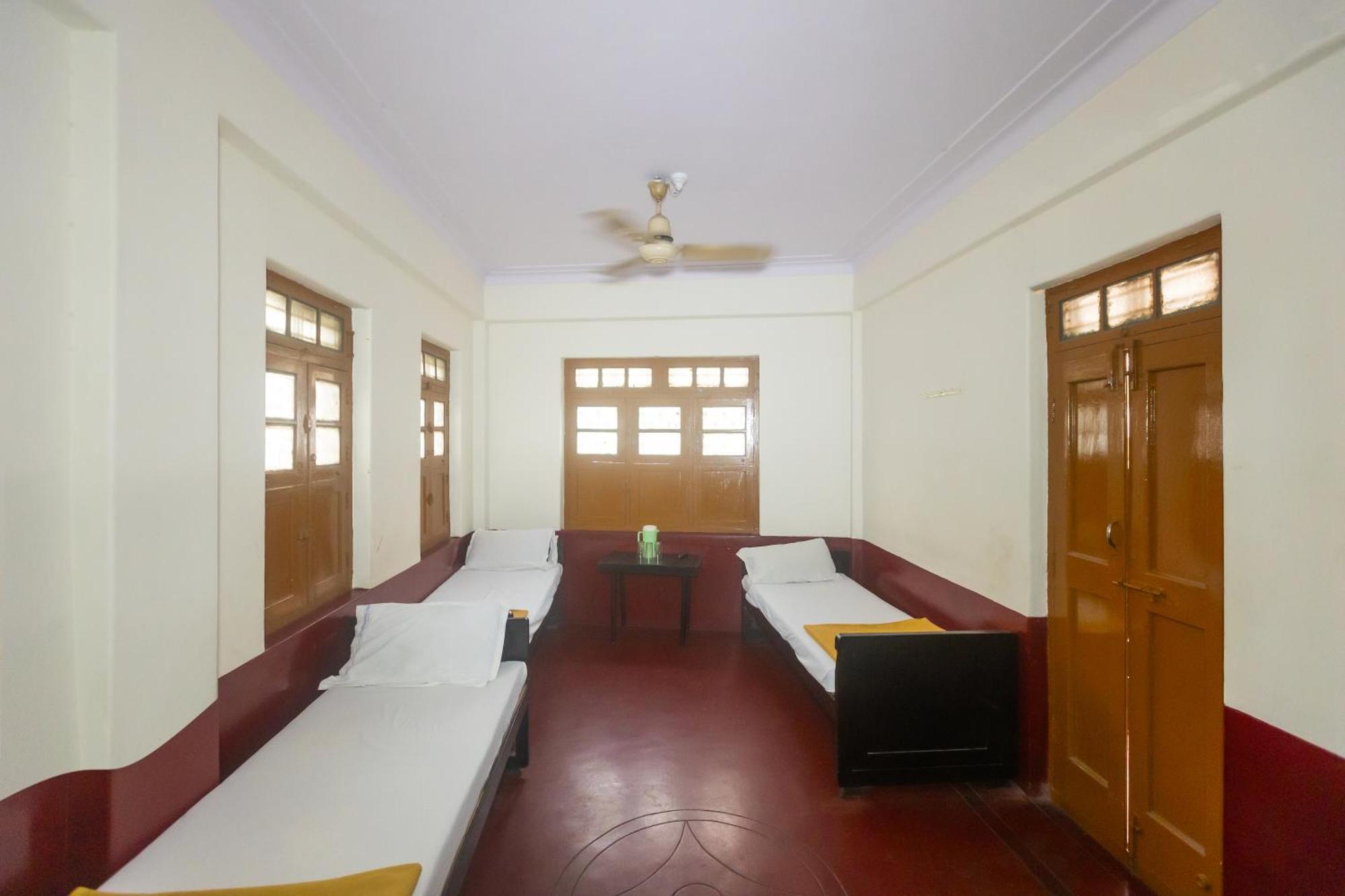 Sri Ramakrishna Hotel Bengaluru Kültér fotó