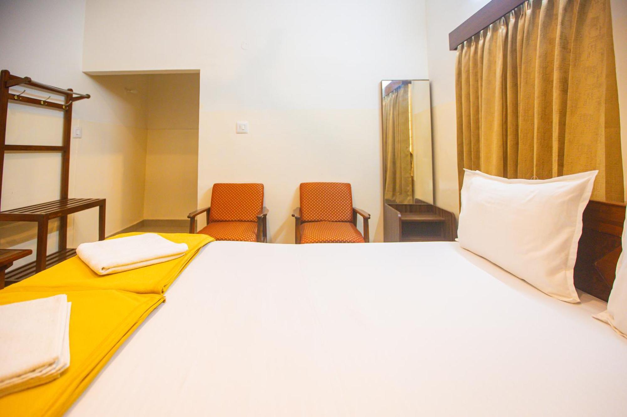Sri Ramakrishna Hotel Bengaluru Kültér fotó