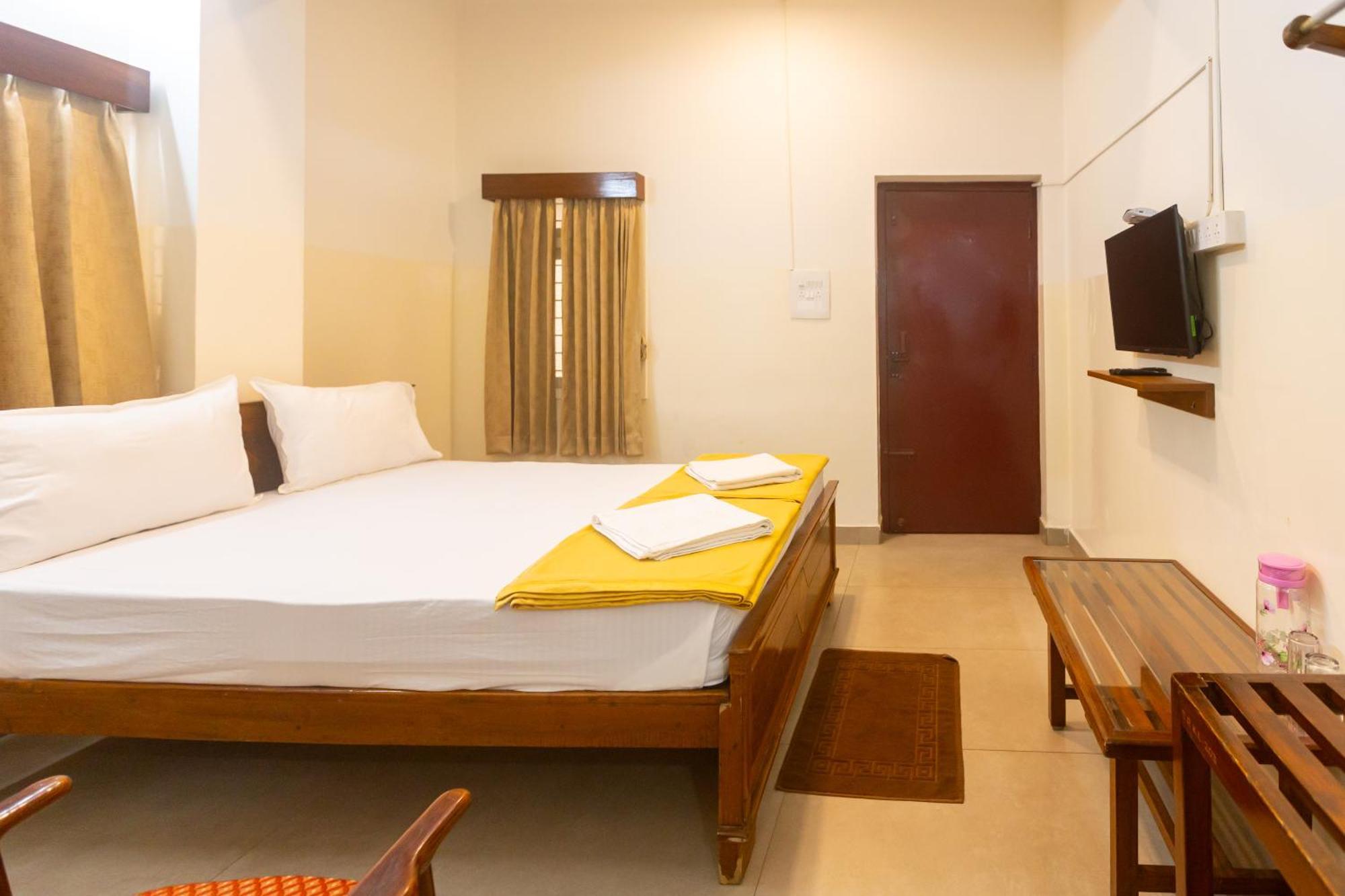 Sri Ramakrishna Hotel Bengaluru Kültér fotó