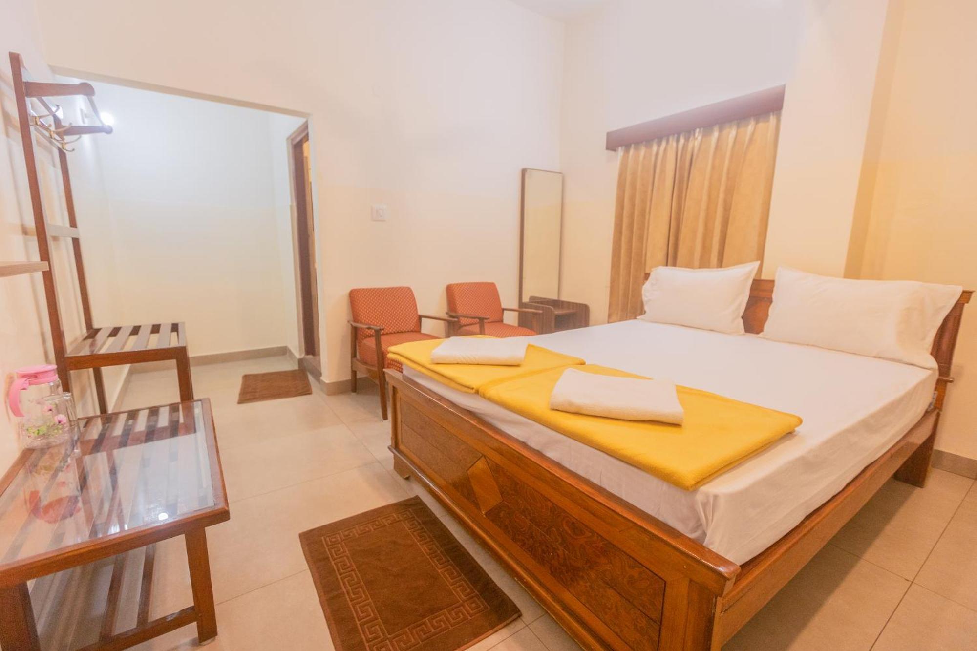 Sri Ramakrishna Hotel Bengaluru Kültér fotó